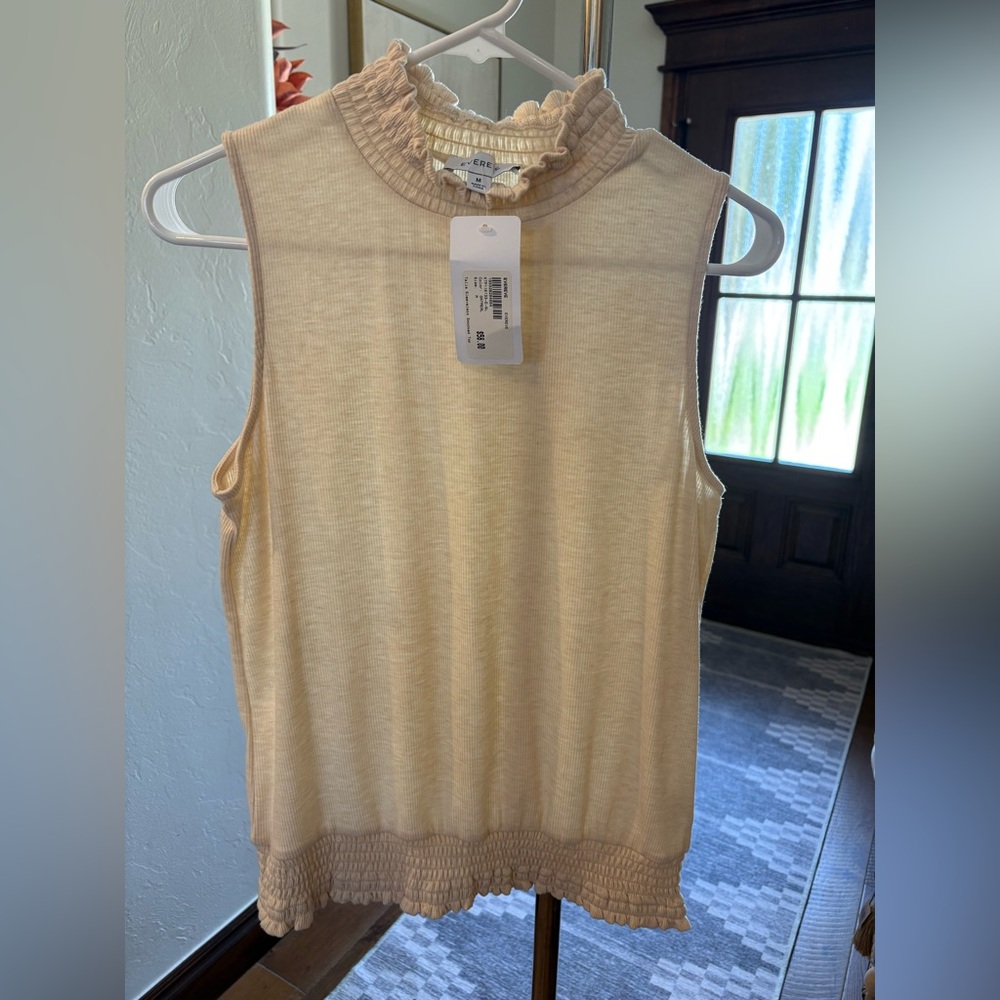 Evereve Sleeveless Cream Top